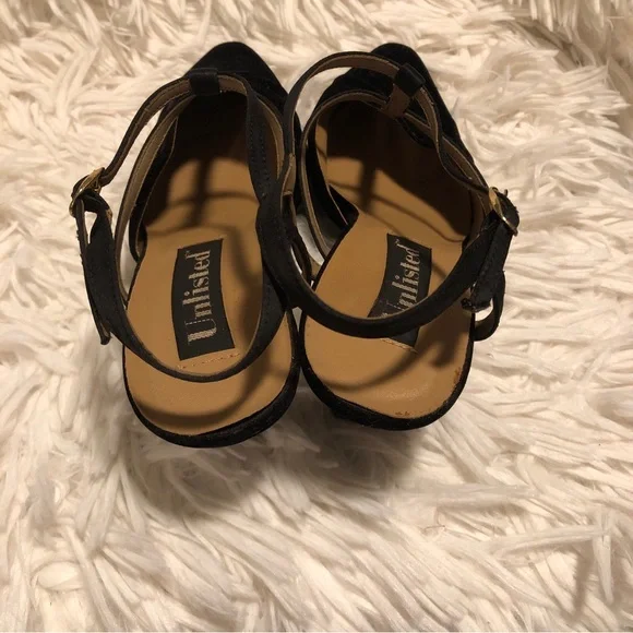 Kenneth Cole Unlisted Women's Size 9 black  2.5" Block Heel pointed Toe Straps - Picture 3 of 7